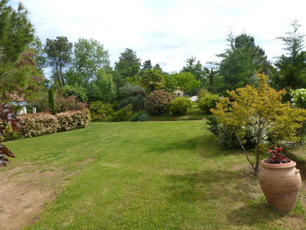 Bed and Breakfast Domaine Du Planas Ailhon Ardeche Номер фото